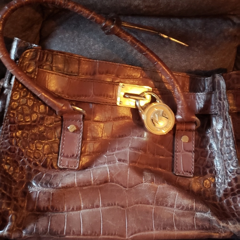 Michael Kors Authentic Medium Hamilton - image 3